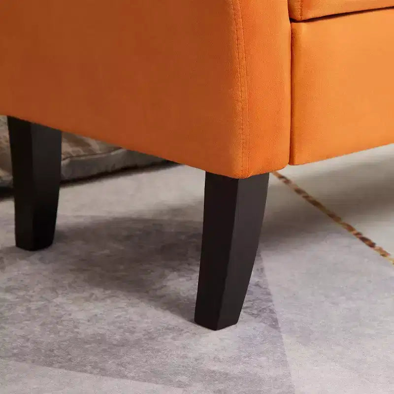 Panca contenitore in velluto da 51,5" con braccioli curvi e pouf trapuntato – Gambe in legno massello