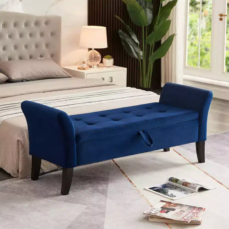 Panca contenitore in velluto da 51,5" con braccioli curvi e pouf trapuntato – Gambe in legno massello