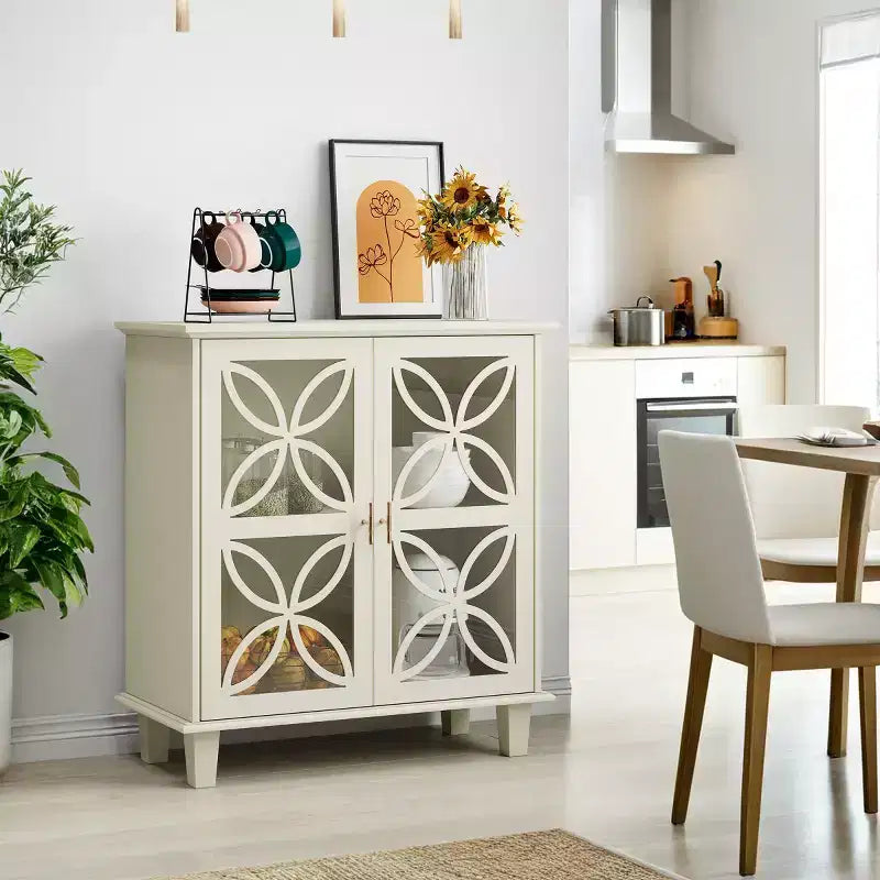 Credenza con ante in vetro e gambe in legno massello