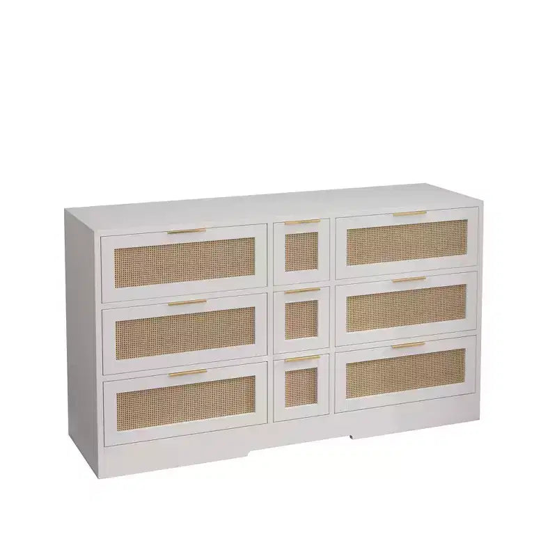 Comò a 9 cassetti con dettagli in rattan